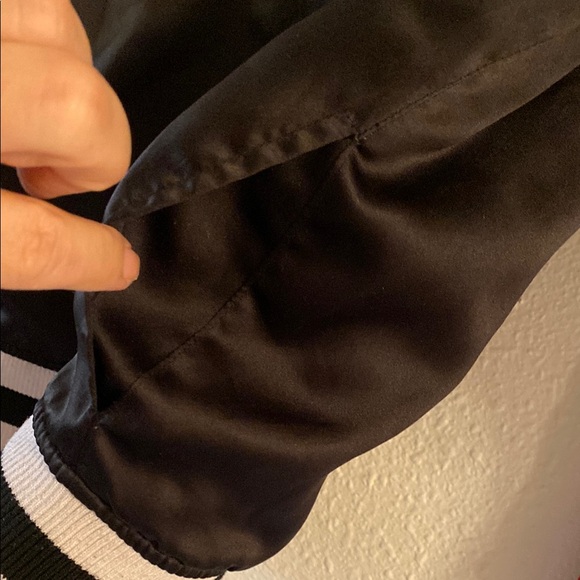 Disney Mulan Mushu Black & Red Satin Bomber Jacket Size Medium X - Picture 8 of 12